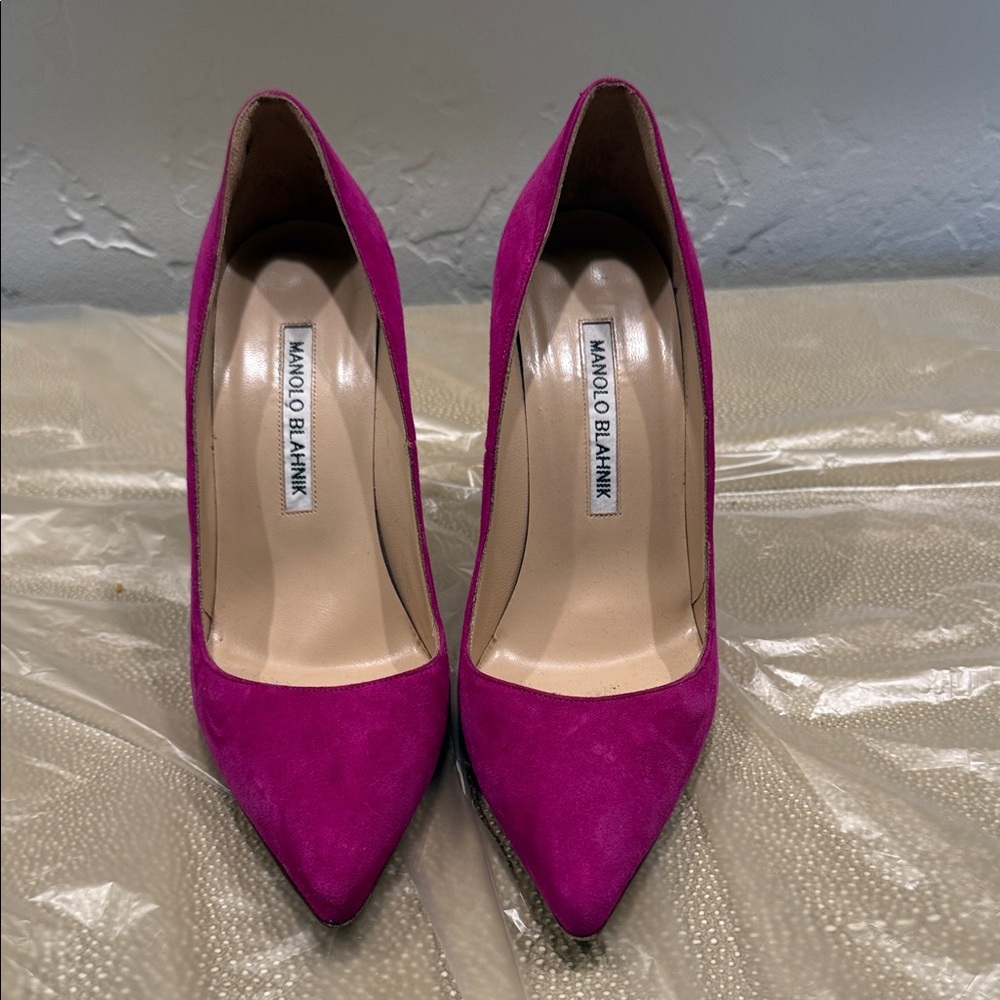 Manolo Blahnik Fuchsia Heels